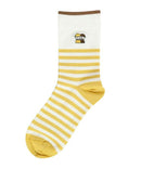 女子工作室紫紅色高爾夫的短襪子