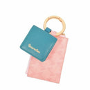 男性和女人復活高爾夫的標記案例