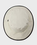 雨帽女人阿达巴特·阿达巴特高尔夫