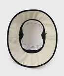 雨帽女人阿达巴特·阿达巴特高尔夫